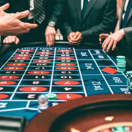 Rakeback & Rewards: The Hidden Edge Every Poker Player Should Use