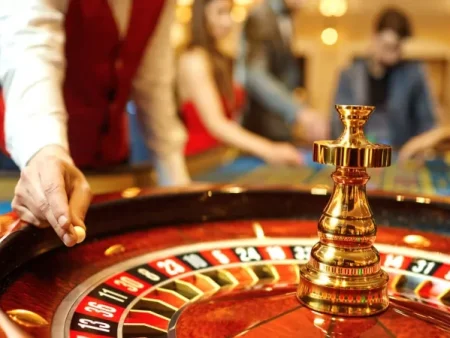 Turn Every Hand Into an Opportunity